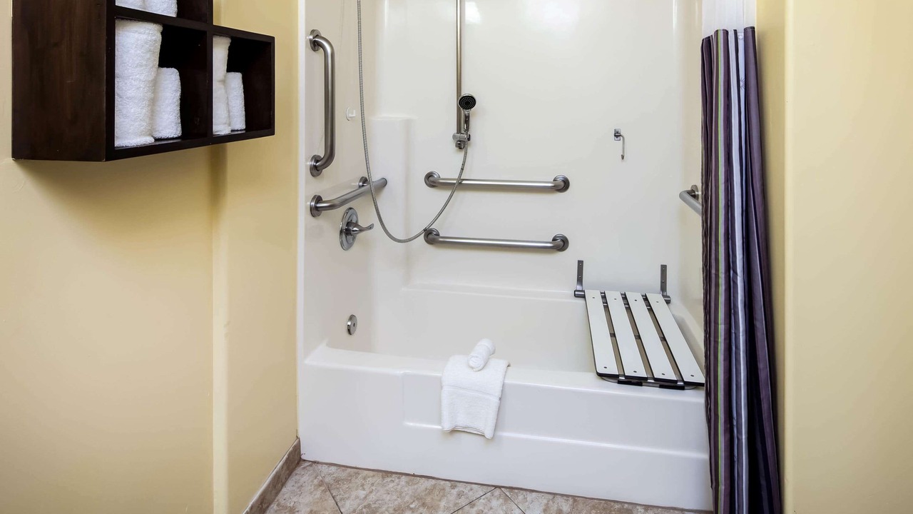 Photo of Bathroom in Inglewood