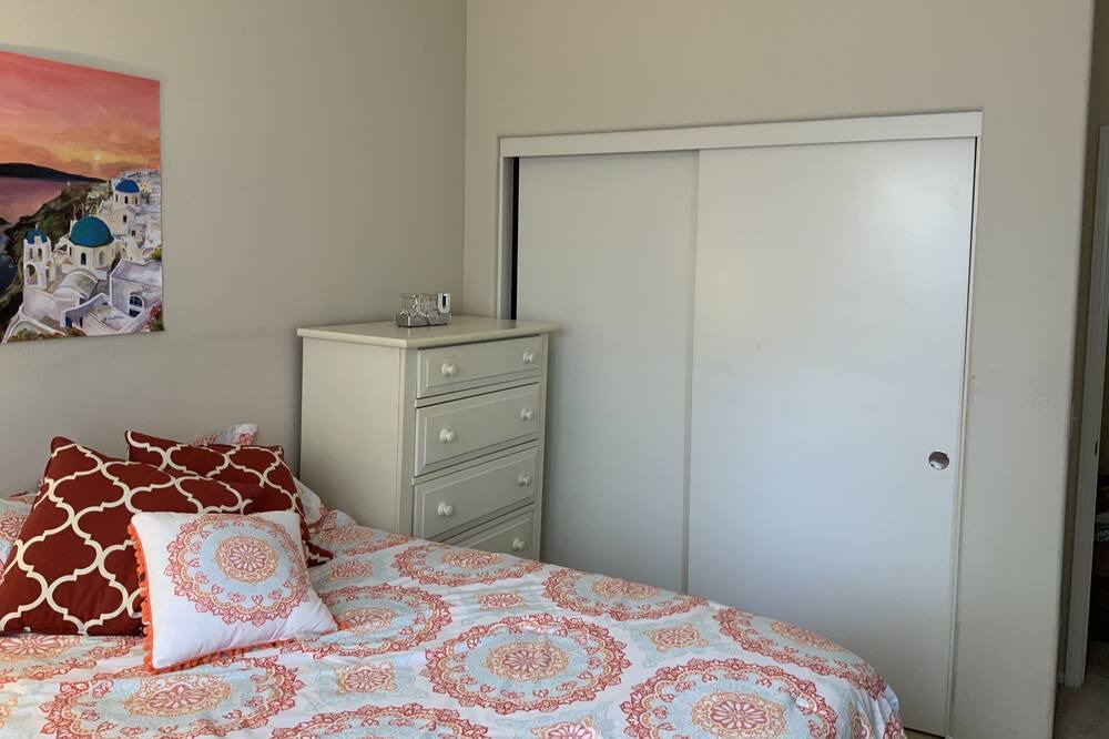Photo of Bedroom in Corona