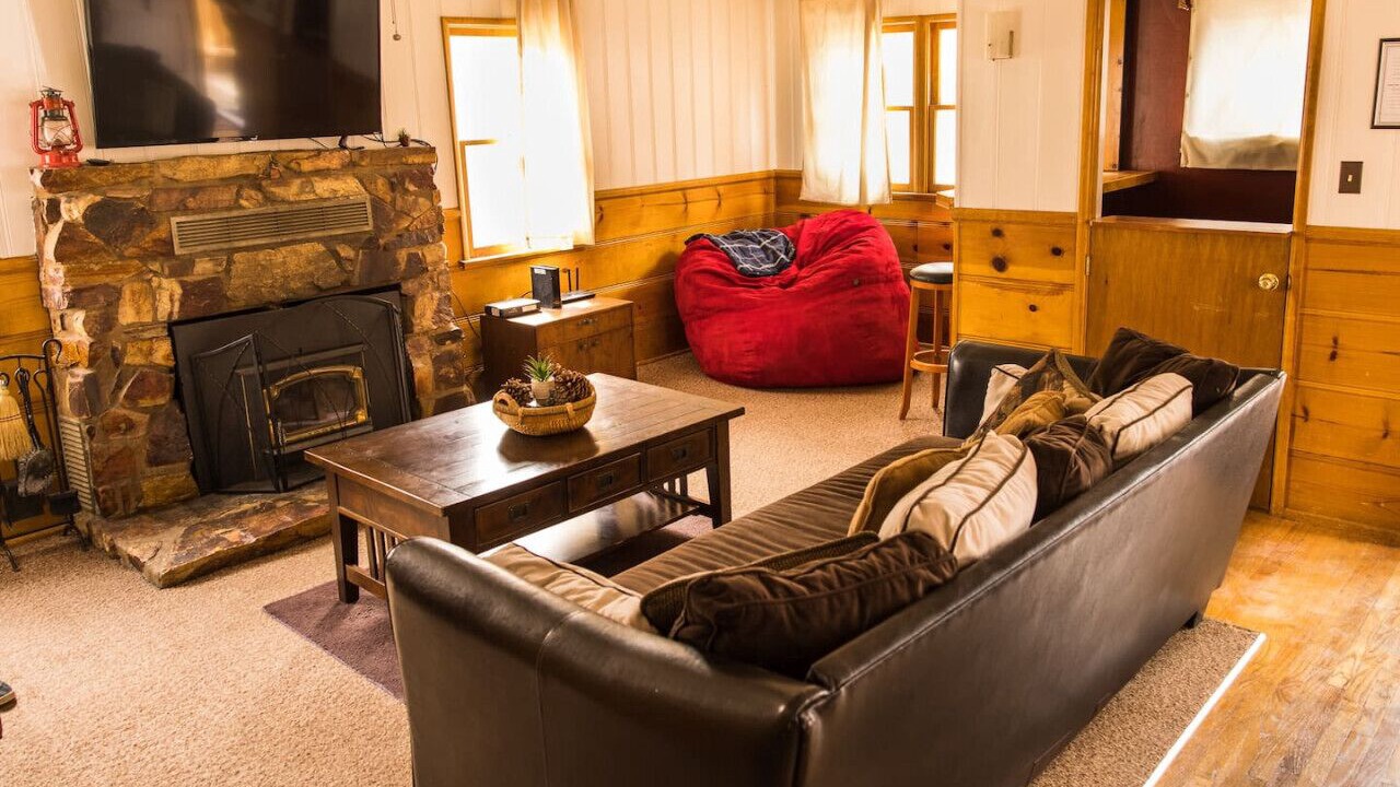 Photo of Livingroom in Big Bear City