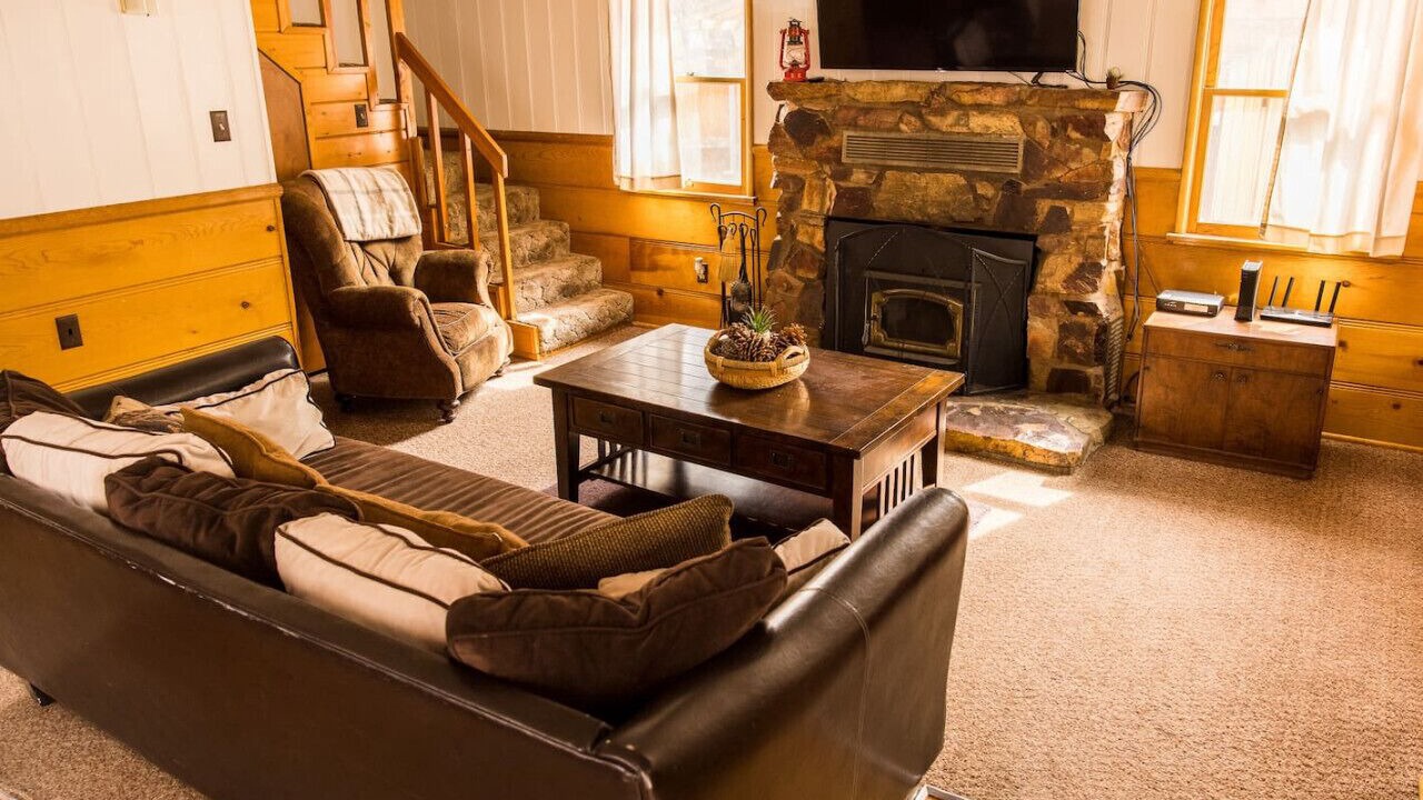 Photo of Livingroom in Big Bear City