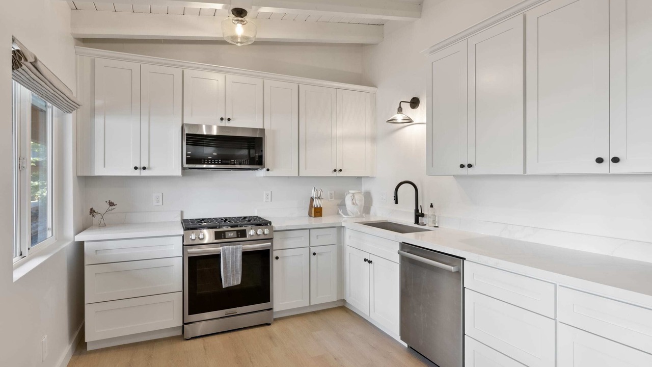 Photo of Kitchen in Lakeside Park