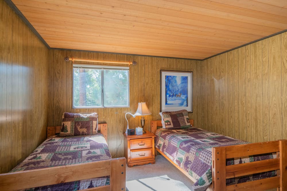 Photo of Bedroom in Whispering Forest