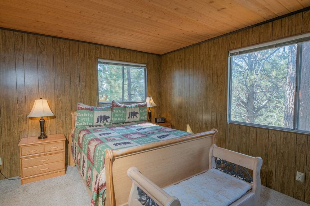 Photo of Bedroom in Whispering Forest