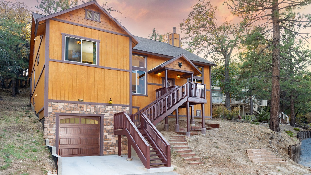 Photo of Outdoor in Upper Moonridge