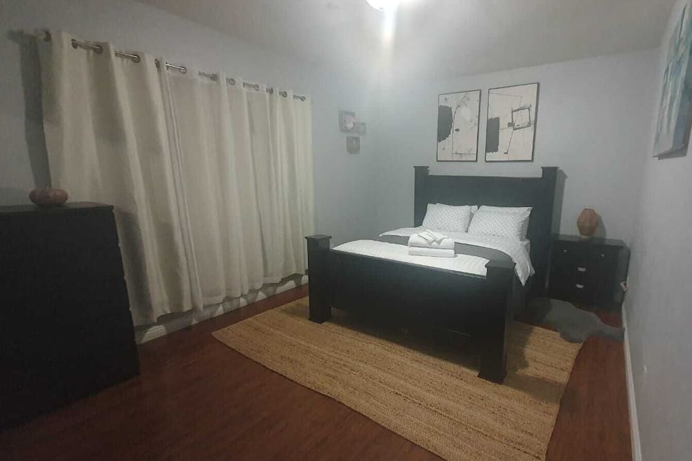 Photo of Bedroom in Riverside