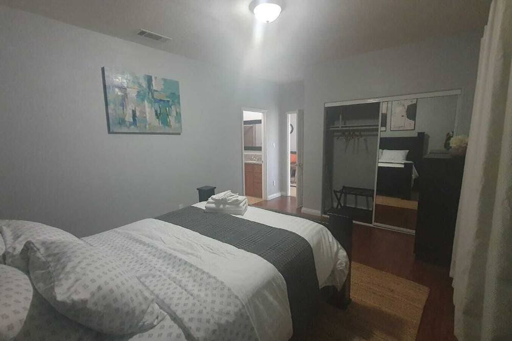 Photo of Bedroom in Riverside