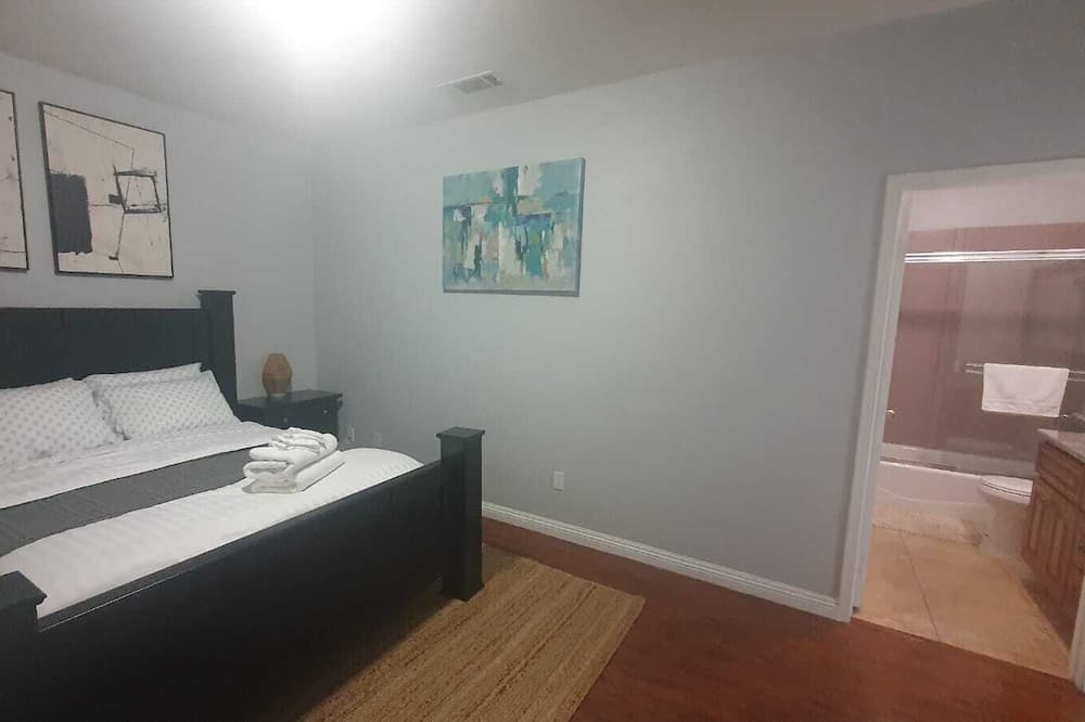 Photo of Bedroom in Riverside