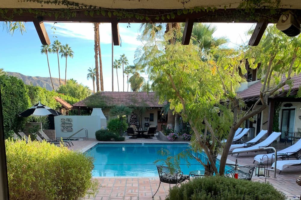 Photo of Outdoor in Deepwell Estates