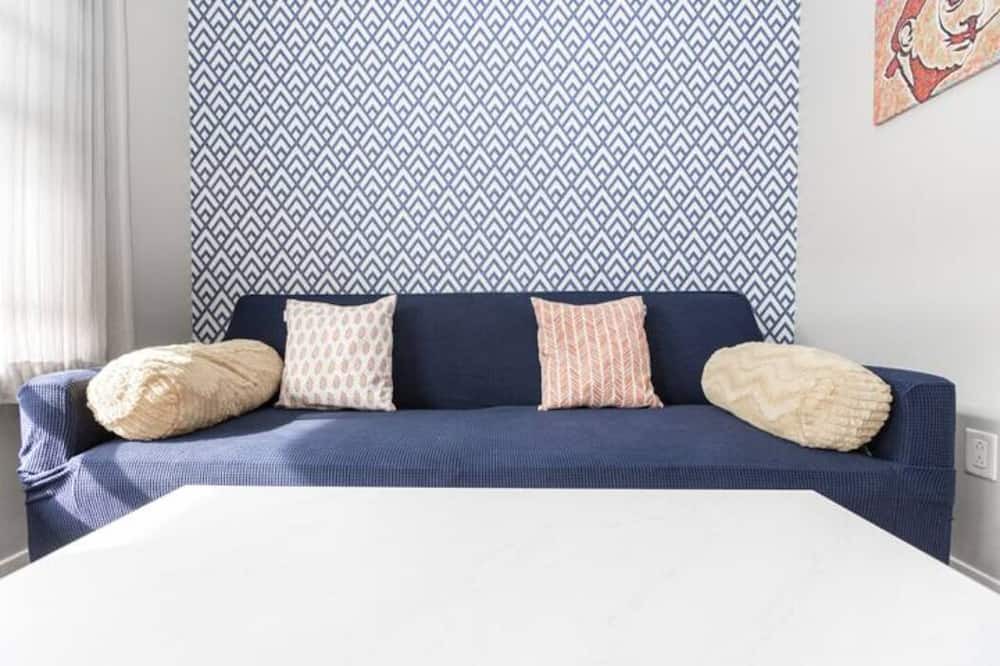 Photo of Bedroom in Mission Hills