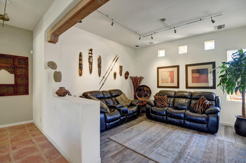 Photo of Livingroom in Palm Springs