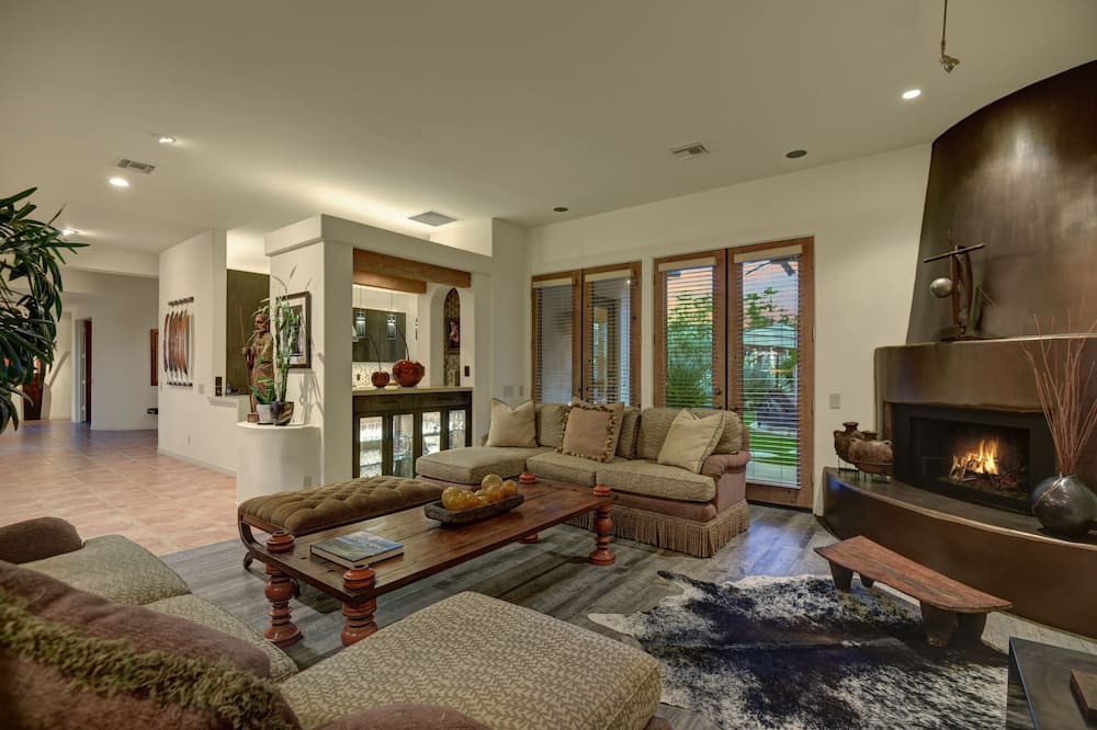 Photo of Livingroom in Palm Springs