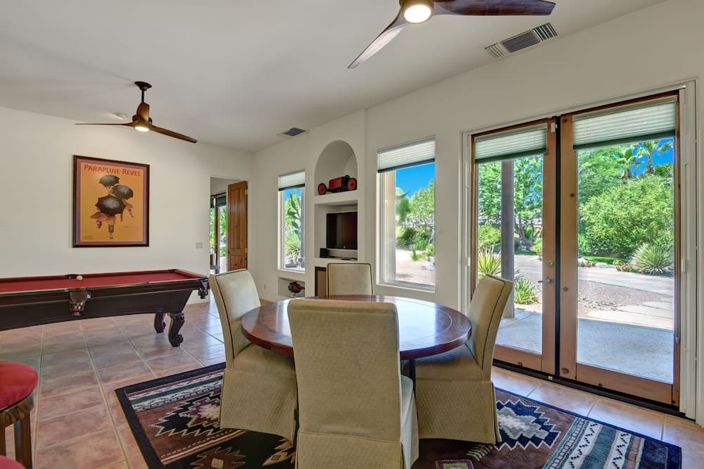 Photo of Livingroom in Palm Springs