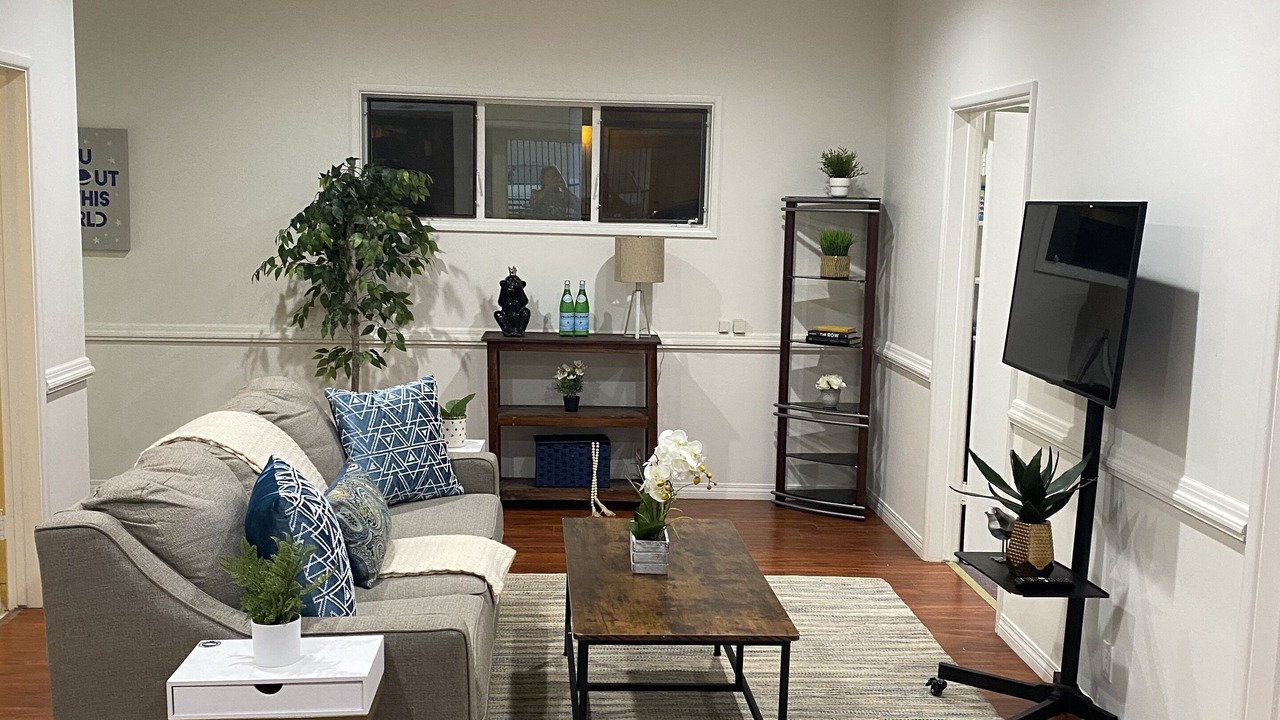 Photo of Livingroom in Altadena