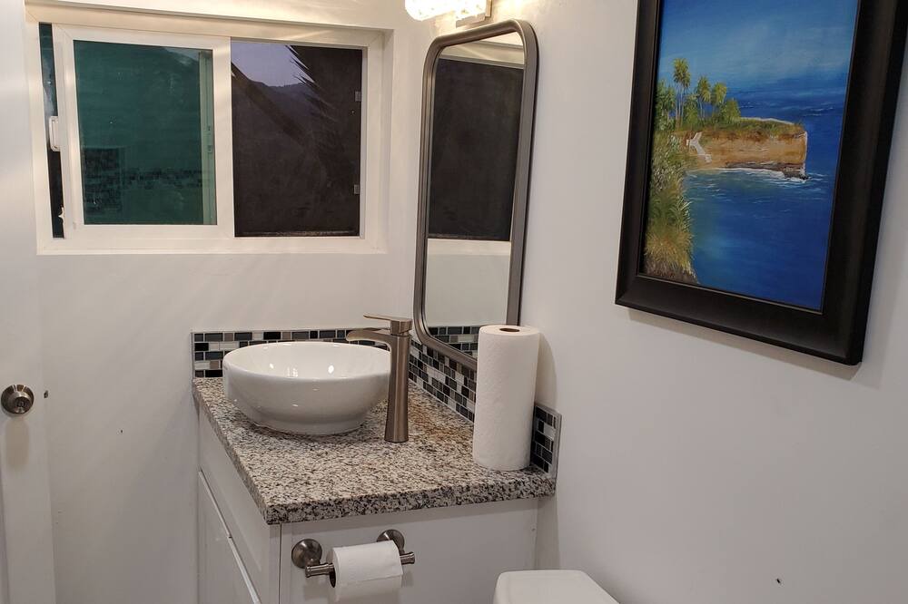 Photo of Bathroom in Lake Wohlford