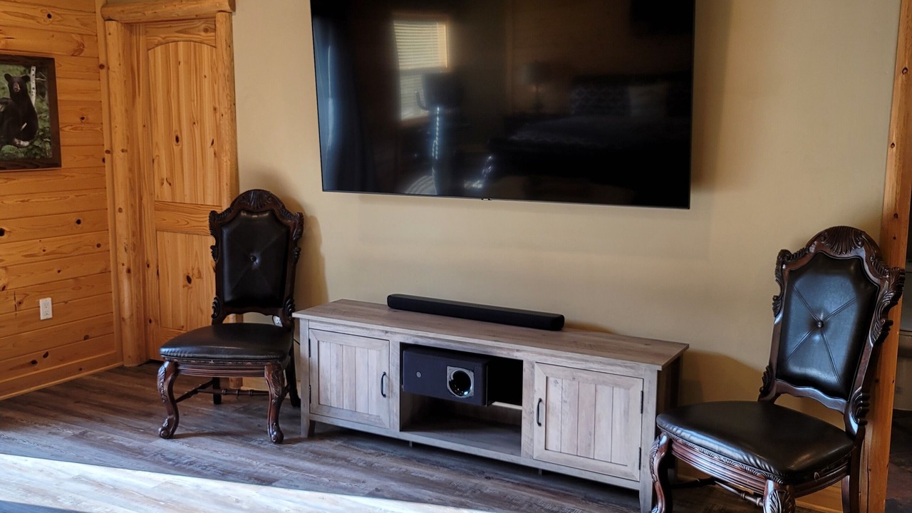 Photo of Livingroom in Eagle Mountain Estates