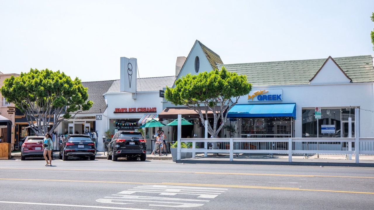 Photo of Outdoor in Greater Wilshire - Hancock Park