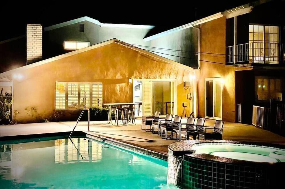 Photo of Outdoor in Calabasas