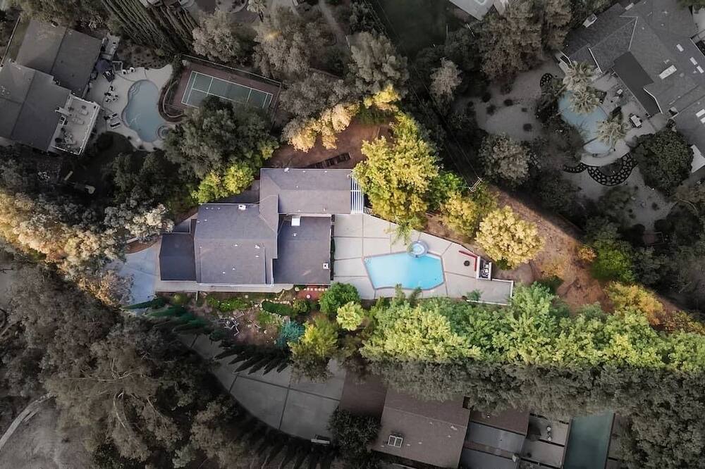 Photo of Others in Calabasas