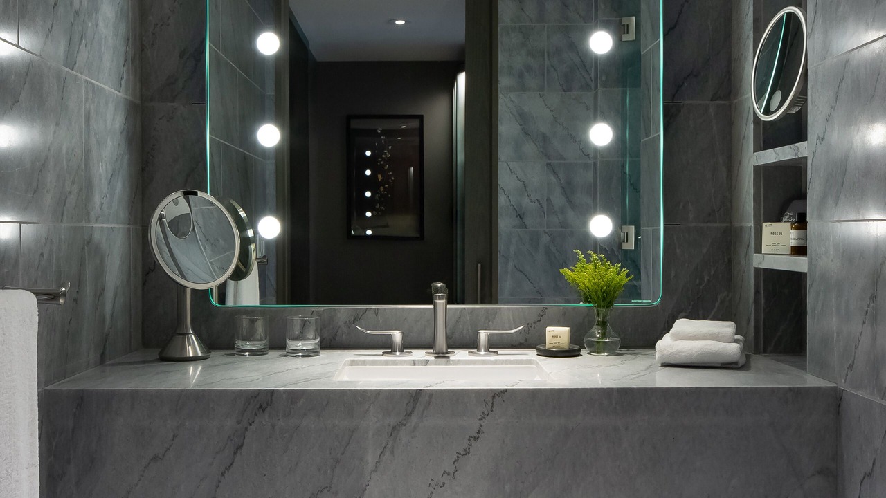 Photo of Bathroom in Los Angeles