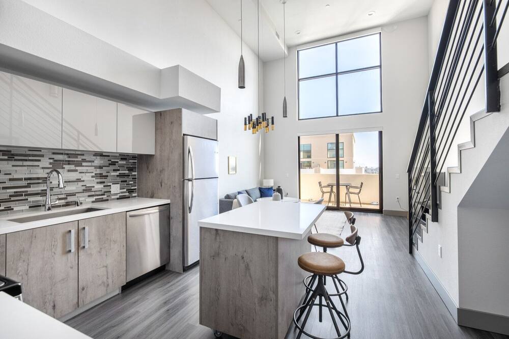 Photo of Kitchen in Mid-Wilshire