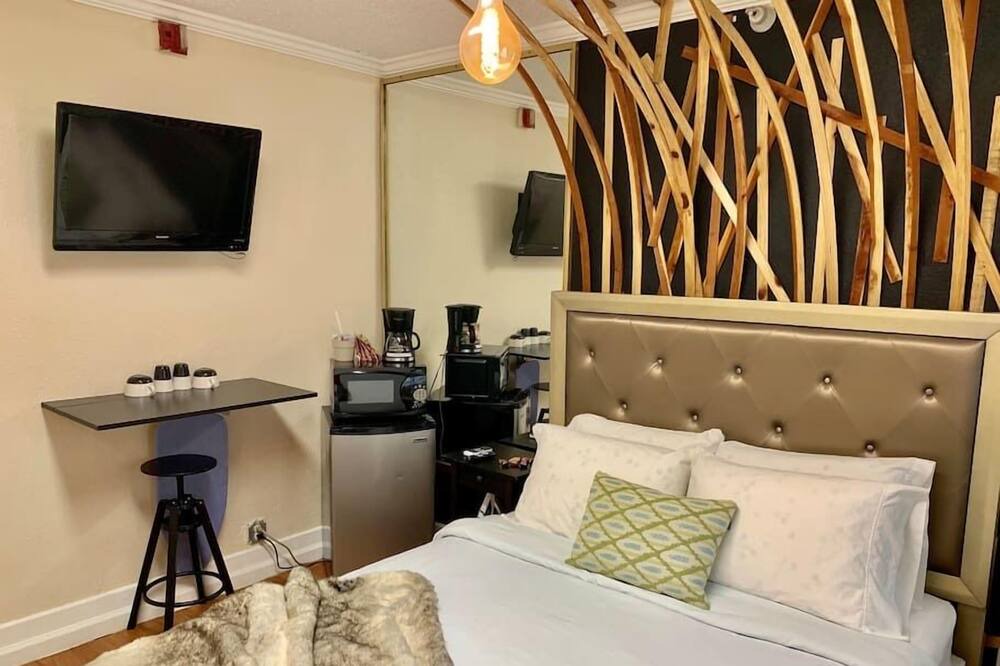 Photo of Bedroom in Cortez Hill