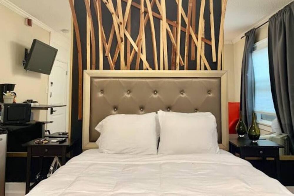 Photo of Bedroom in Cortez Hill