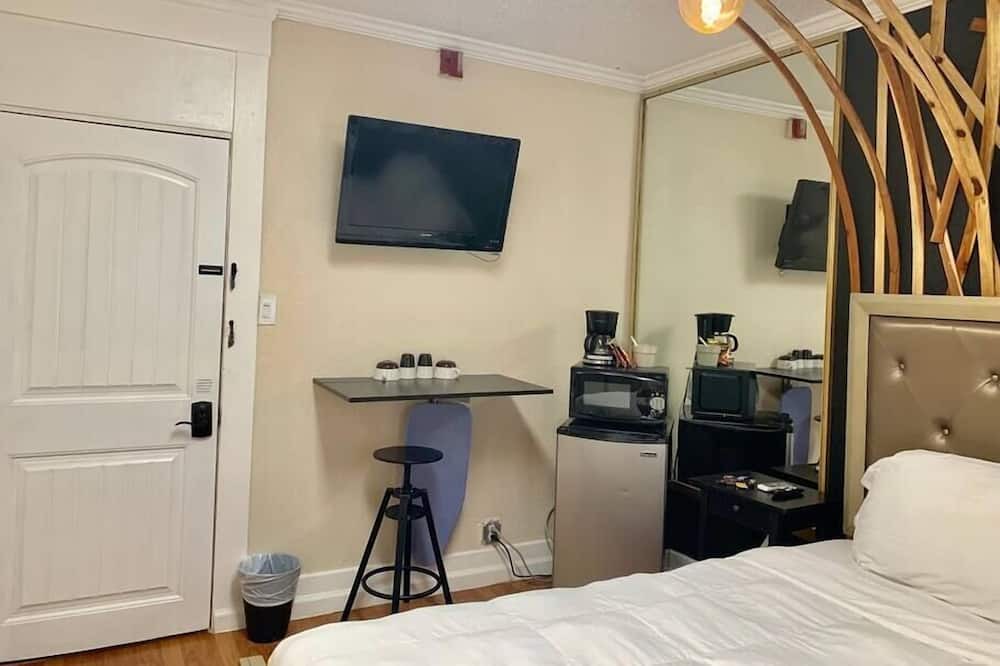 Photo of Bedroom in Cortez Hill
