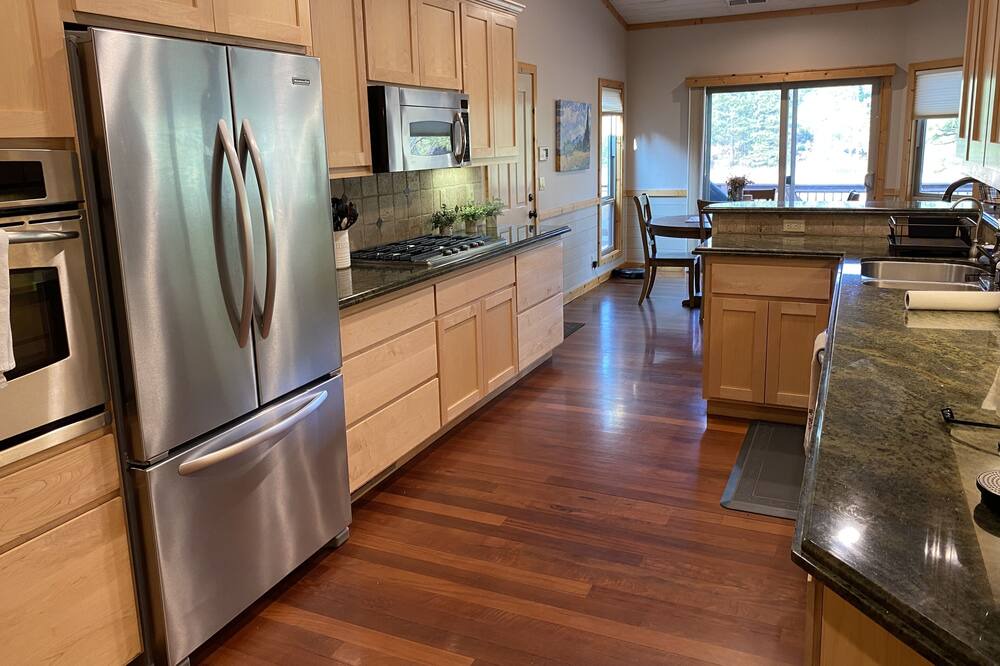 Photo of Kitchen in Forest Meadows