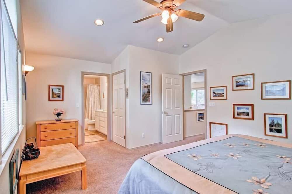 Photo of Bedroom in Yosemite West