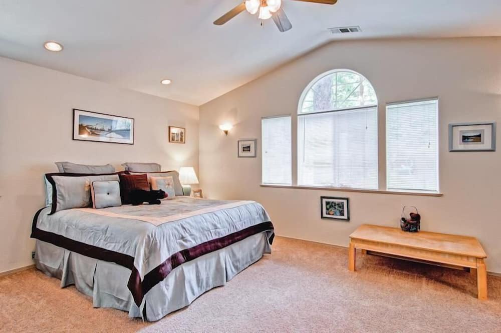 Photo of Bedroom in Yosemite West
