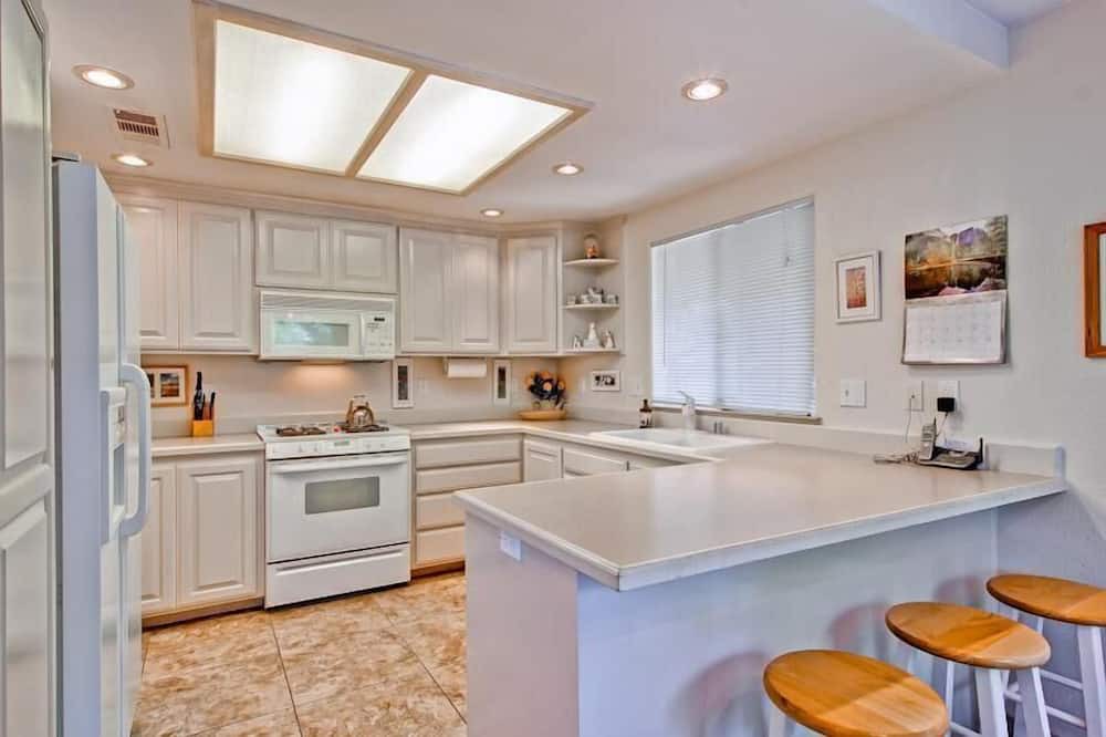 Photo of Kitchen in Yosemite West