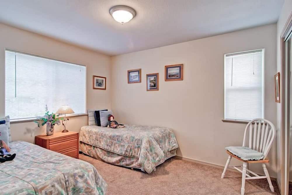 Photo of Bedroom in Yosemite West