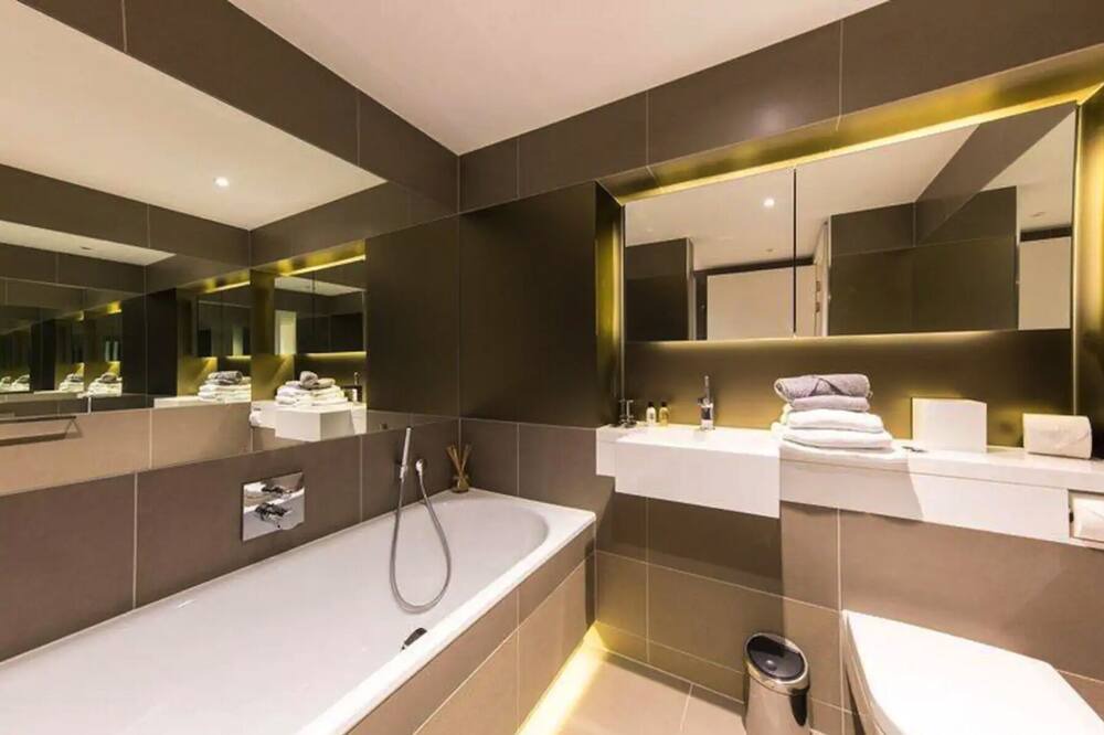 Photo of Bathroom in Whitechapel