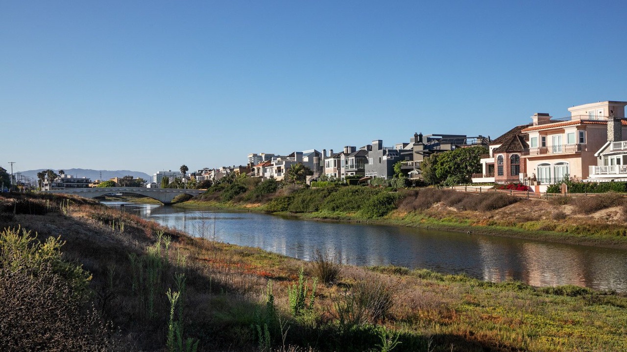 Photo of Others in Marina Peninsula