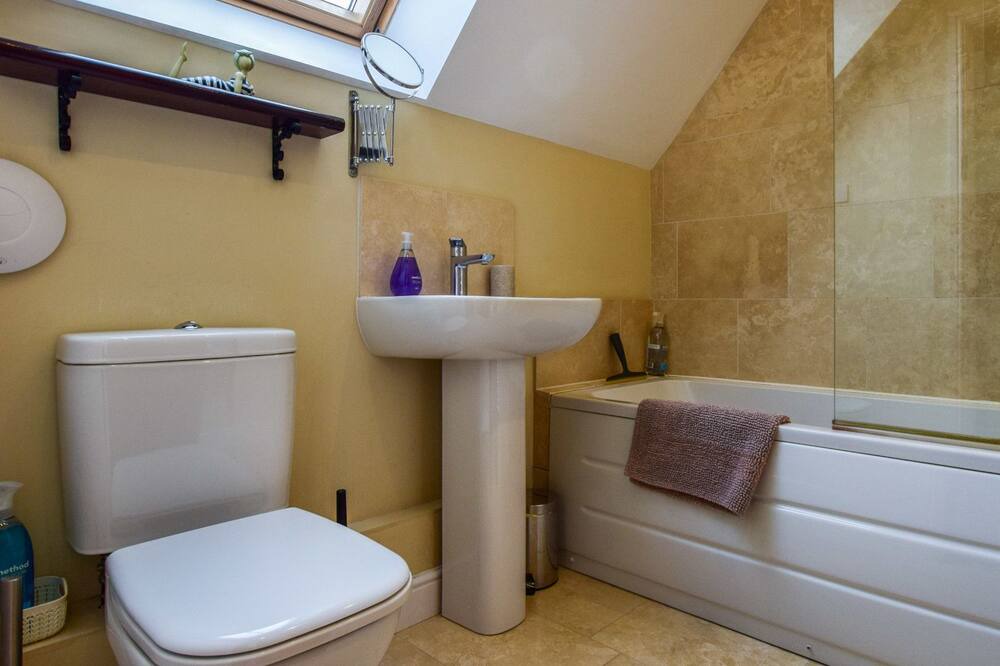 Photo of Bathroom in Bidford-on-Avon