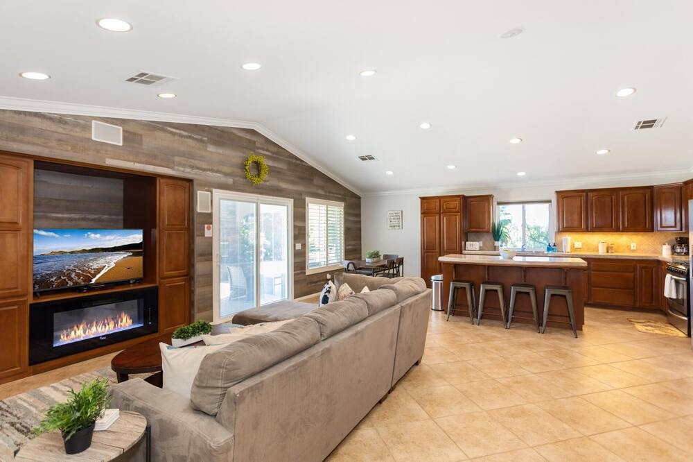 Photo of Livingroom in Menifee