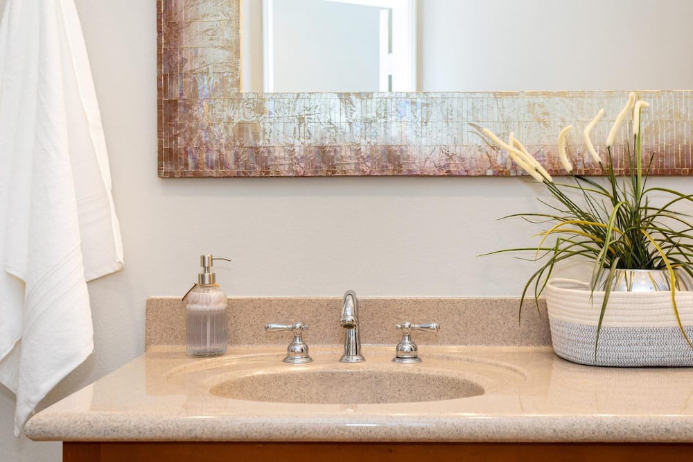 Photo of Bathroom in Menifee