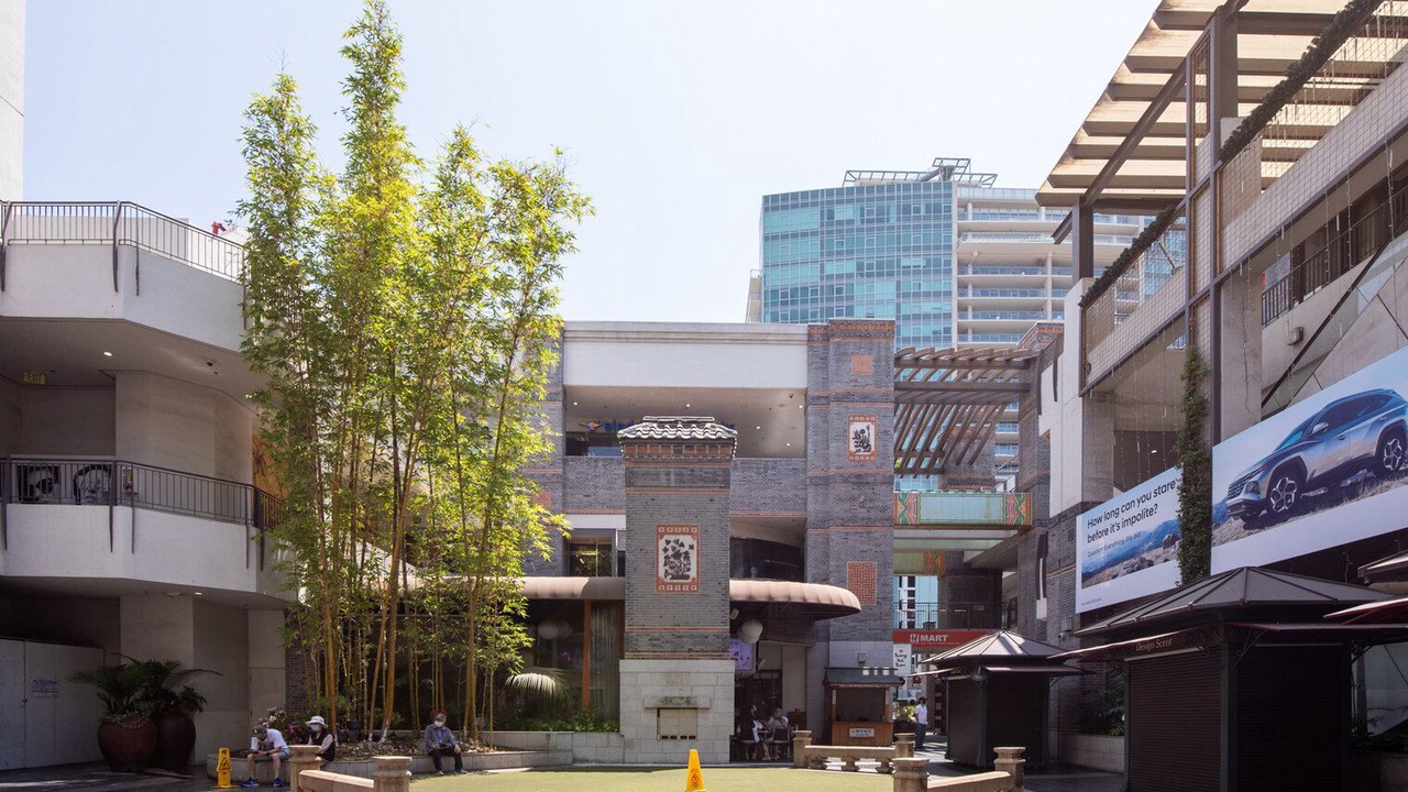 Photo of Outdoor in Wilshire Center