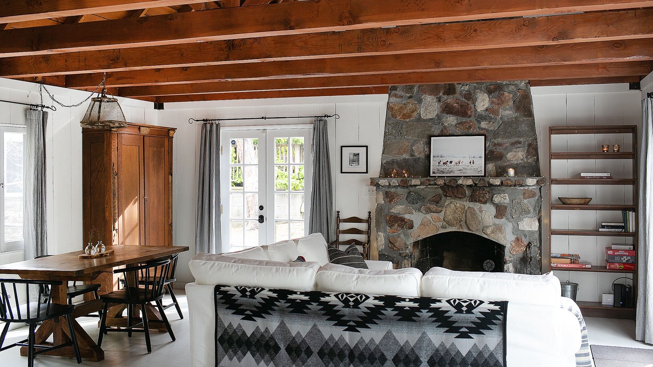 Photo of Livingroom in Cedar Glen