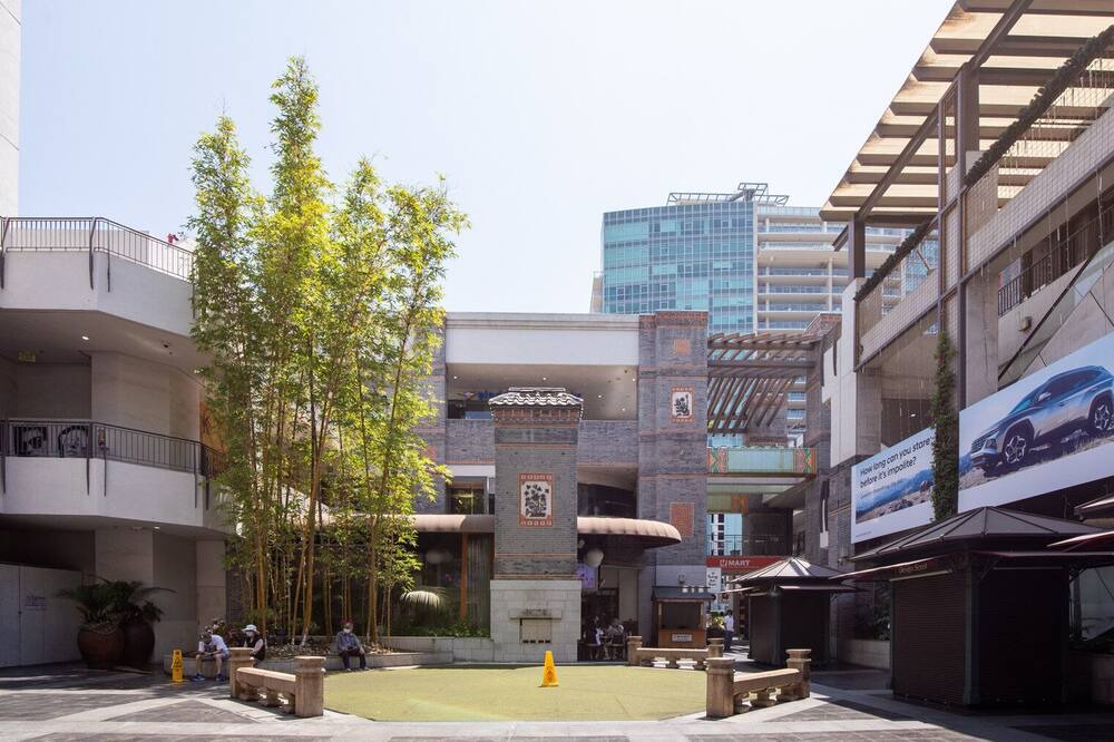 Photo of Outdoor in Wilshire Center