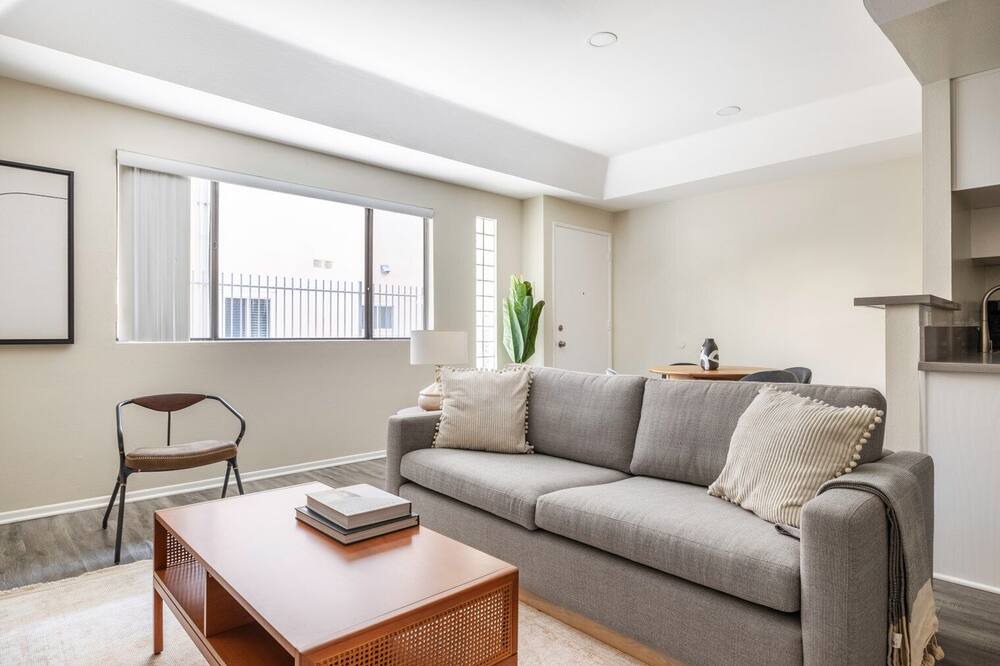 Photo of Livingroom in Hollywood