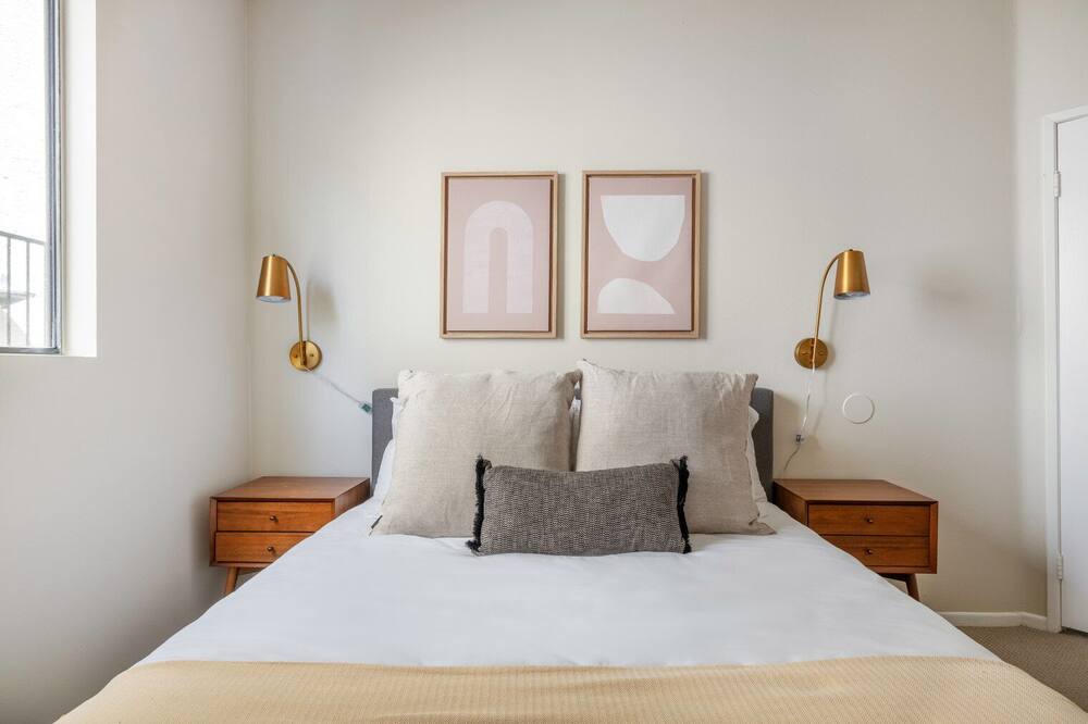Photo of Bedroom in Hollywood