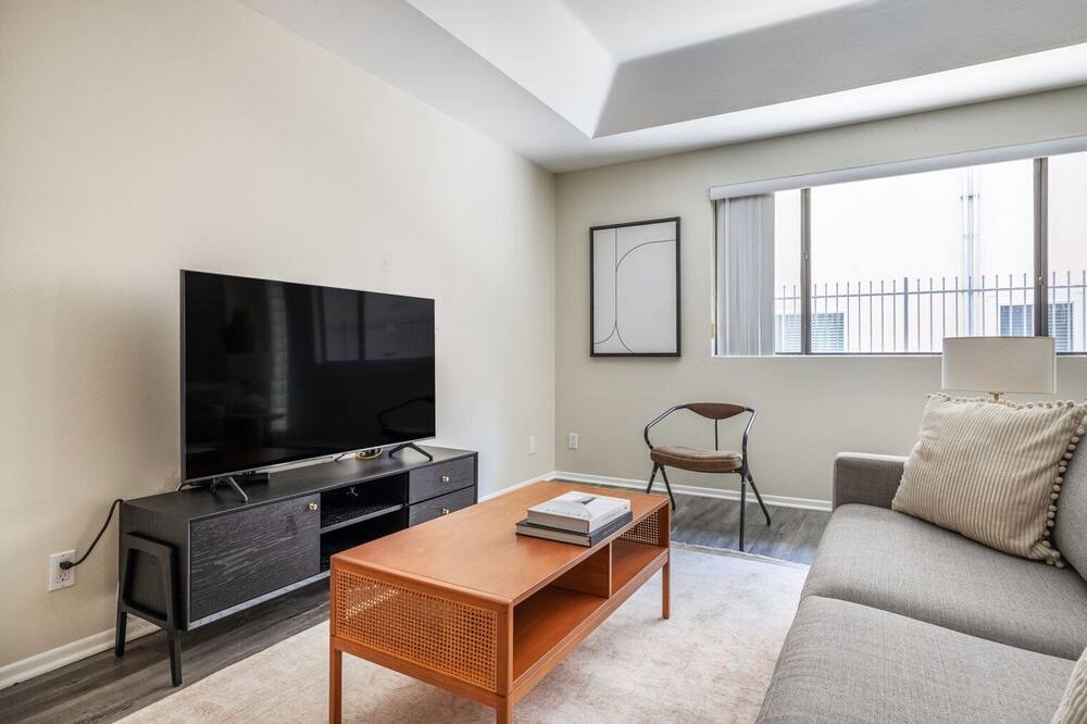 Photo of Livingroom in Hollywood