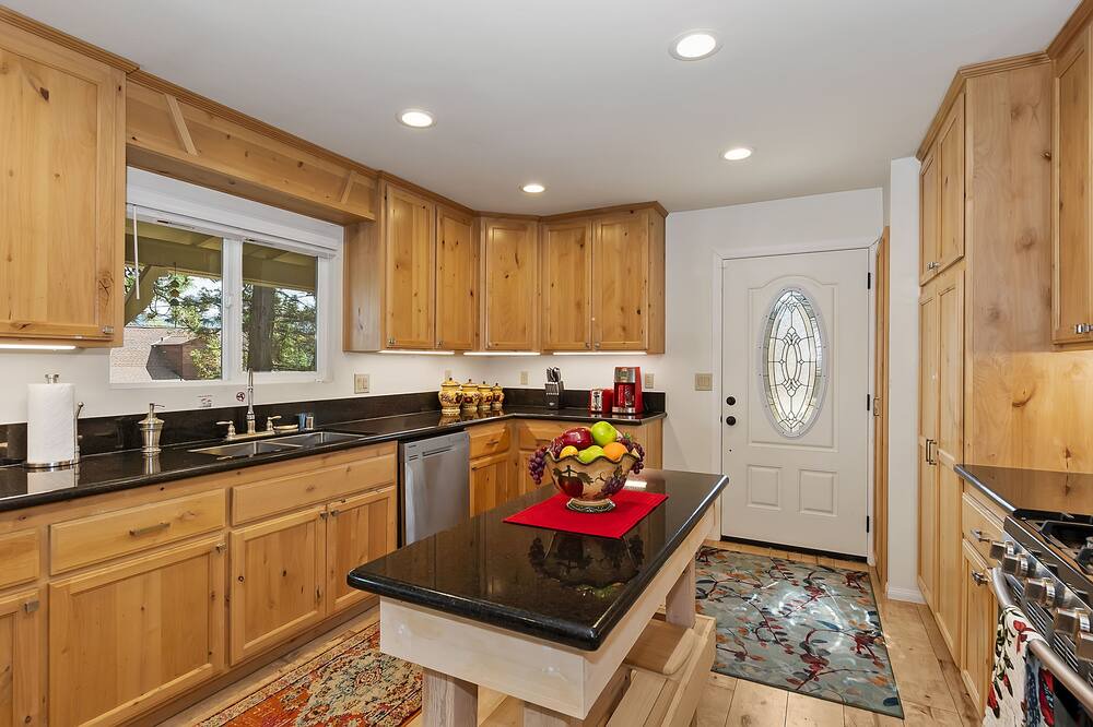 Photo of Kitchen in Whispering Forest