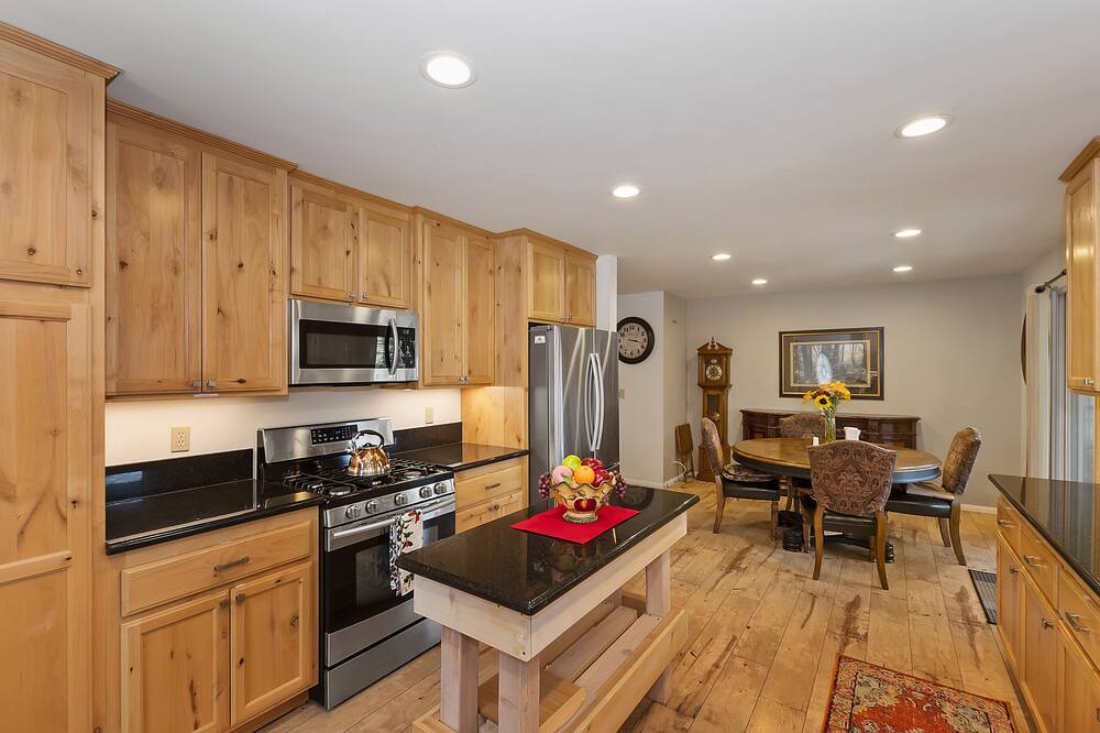 Photo of Kitchen in Whispering Forest