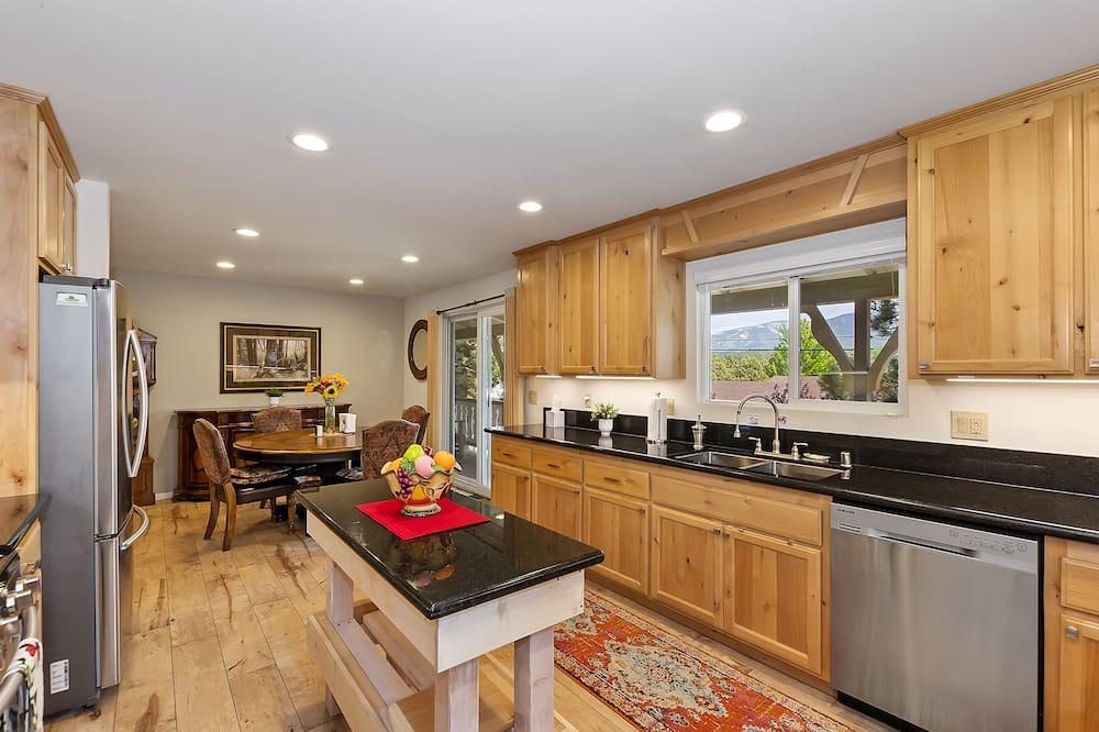 Photo of Kitchen in Whispering Forest