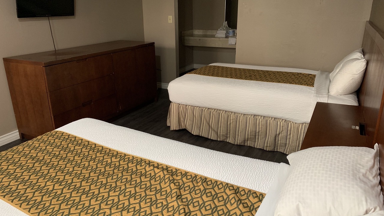 Photo of Bedroom in Glen Avon