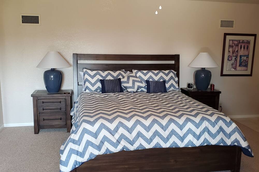 Photo of Bedroom in Bermuda Dunes