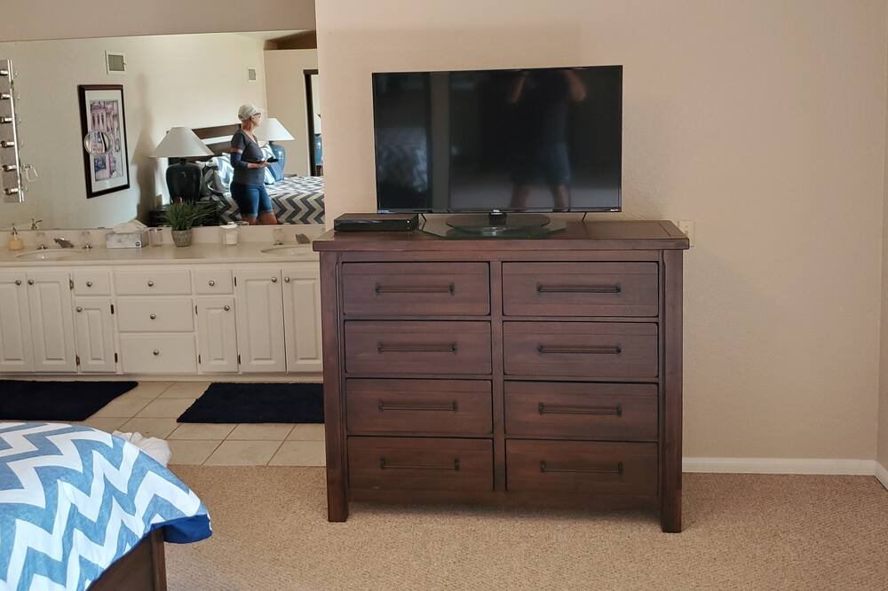 Photo of Bedroom in Bermuda Dunes
