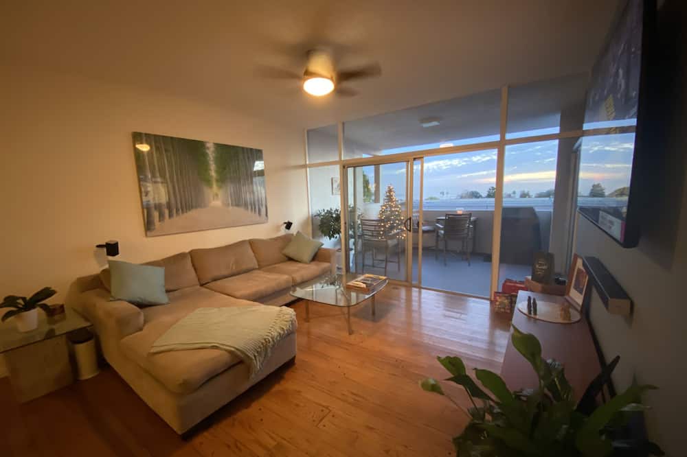 Photo of Livingroom in Pacific Palisades